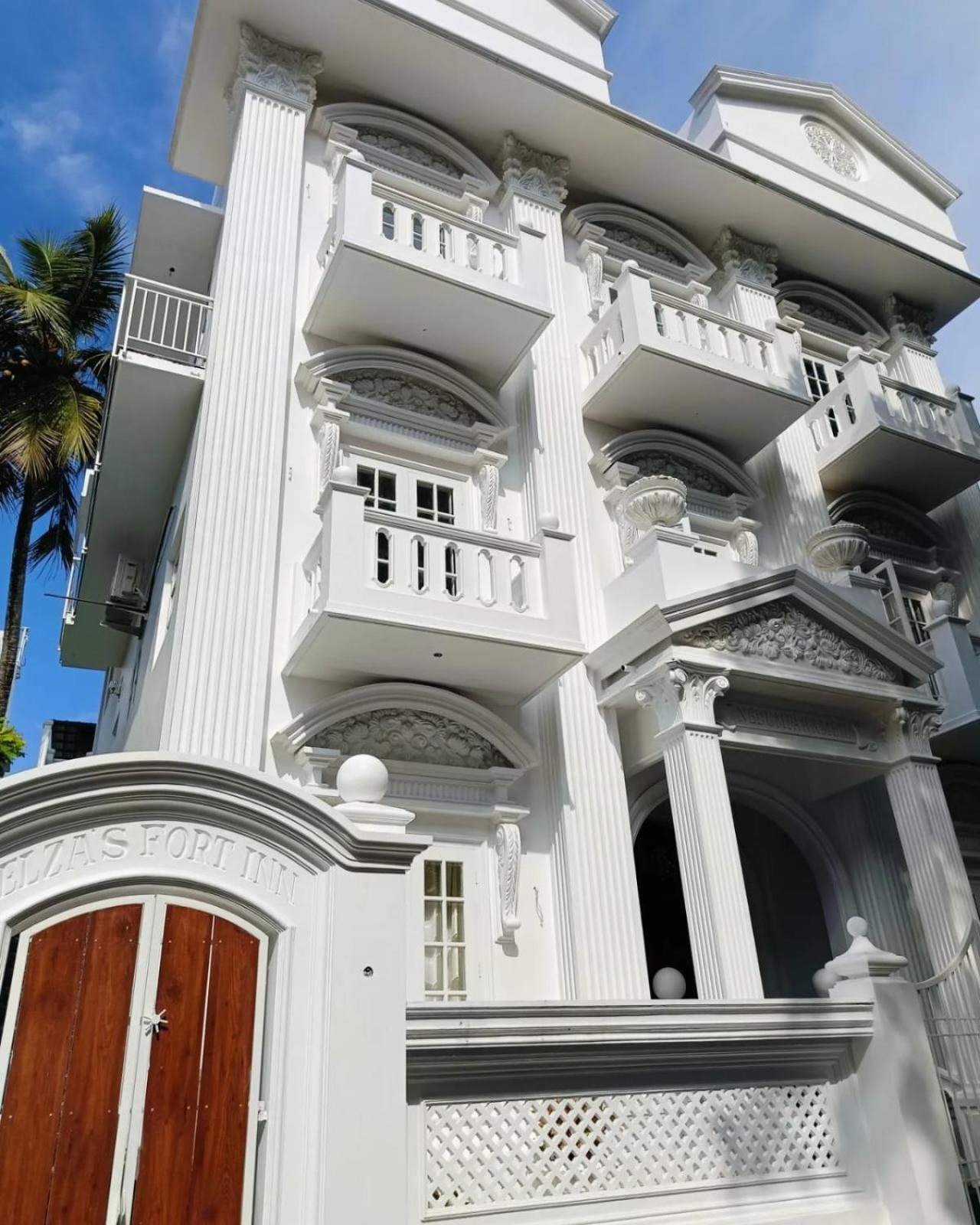 Elzas Fort Inn Kochi Extérieur photo